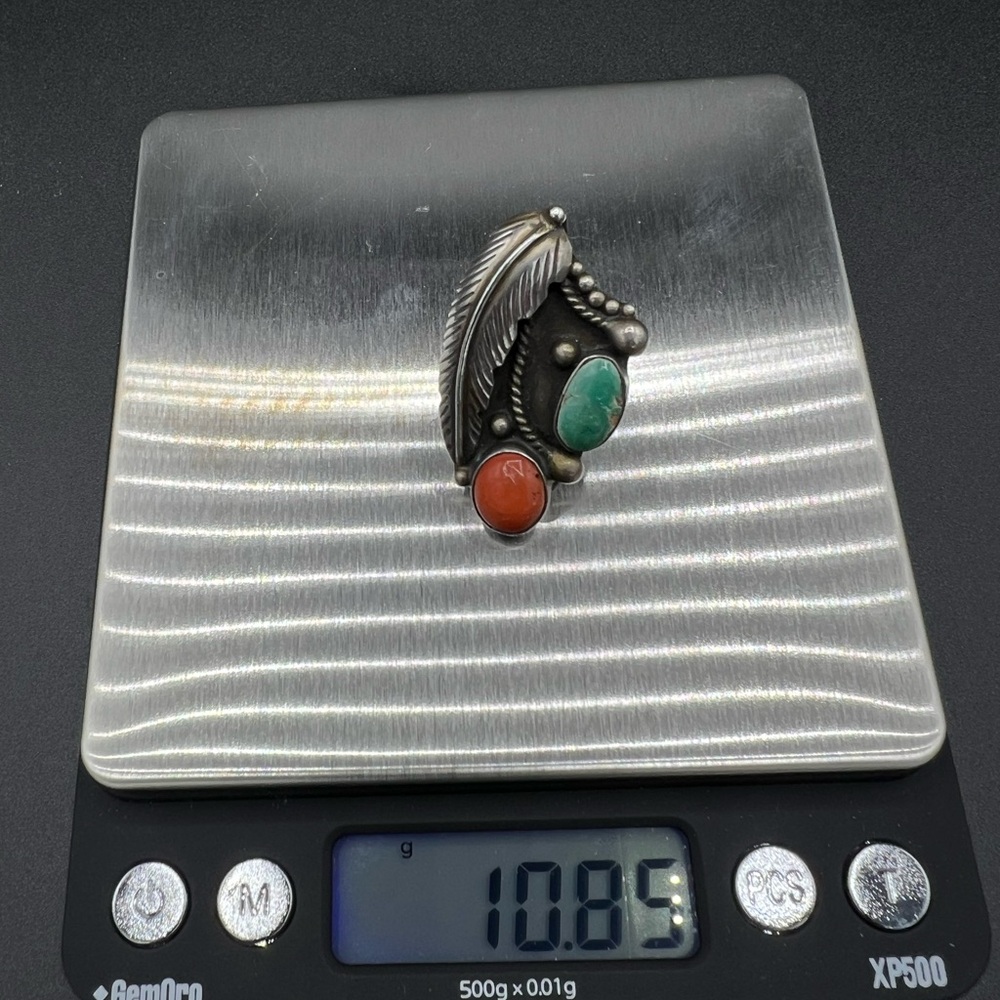 Vintage NAVAJO Silver Feather Ring with Coral and Turquoise. Size 5. - Picture 7 of 7